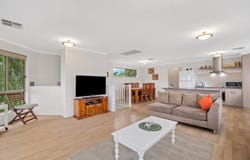 17A Pine Avenue, Victor Harbor, SA 5211