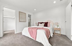 8 Ogle Way, Cranbourne North, Vic 3977