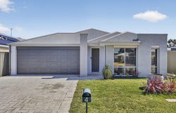 4 Angelo Road, Coodanup, WA 6210