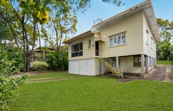 17 Disraeli Street, Indooroopilly, Qld 4068