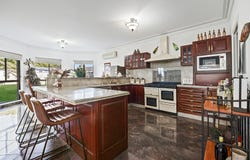 24 Thirroul Cct, Prestons, NSW 2170