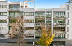 2402/2 Yarra Street, Geelong, Vic 3220