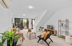 74 Calliope Circuit, Murarrie, Qld 4172