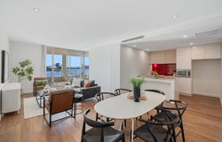 302/17 Honeysuckle Drive, Newcastle, NSW 2300