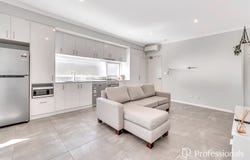7/57 McGlinn Way, Cloverdale, WA 6105