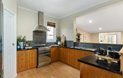 506 Gregory Street, Soldiers Hill, Vic 3350