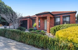 10 Wills Terrace, Burnside Heights, Vic 3023