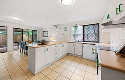 102 Hargreaves Road, Manly West, Qld 4179