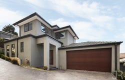 2/14 Outlook Drive, Berwick, Vic 3806