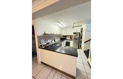 1/9 Robin Street, Slade Point, Qld 4740