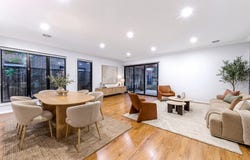 5 Gilcambon Way, Clyde North, Vic 3978