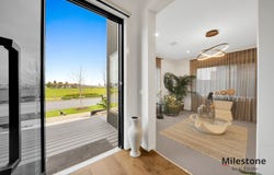 15 Arcola Street, Clyde North, Vic 3978