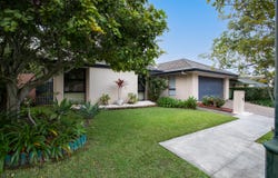 24 Seville Circuit, Burleigh Waters, Qld 4220
