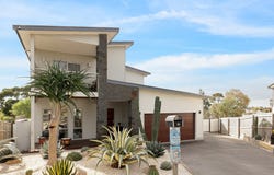 18 Water View Rise, Cowes, Vic 3922