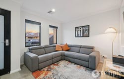 97 Wintergreen Crescent, Treeby, WA 6164