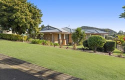 5 Alpha Drive, Glass House Mountains, Qld 4518