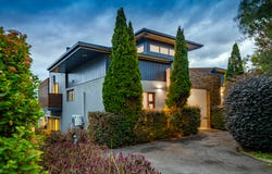 93  Hopetoun Circuit, Yarralumla, ACT 2600