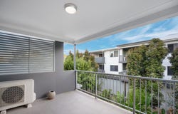8/37 Palmer Street, Greenslopes, Qld 4120
