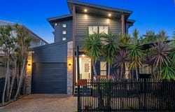 100 Grattan Terrace, Manly, Qld 4179
