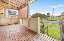 16 Sea Street, West Kempsey, NSW 2440