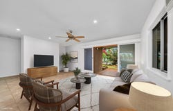 8 Mimosa Street, Holloways Beach, Qld 4878