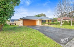4 Spring Street, Little Grove, WA 6330