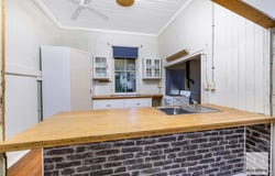 136 Main Street, Redland Bay, Qld 4165