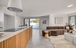 38 Allambi Avenue, Broadbeach Waters, Qld 4218