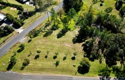 4 Newfarm Road, Chatsworth, Qld 4570