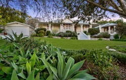 1 Cintra Street, Eastern Heights, Qld 4305