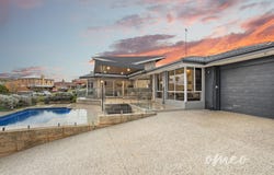 21 Castellon Crescent, Coogee, WA 6166