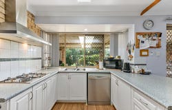 77 Brown Crescent, Seville Grove, WA 6112