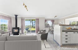 2102 Beechmont Road, Beechmont, Qld 4211