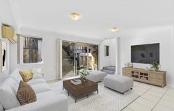 37/2 Toohey Street, Pacific Pines, Qld 4211