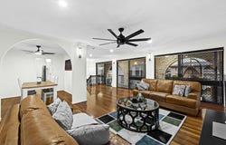 8 Fenimore Street, Wishart, Qld 4122