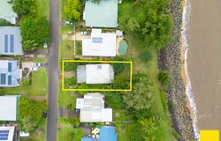 8 Feldt Street, Flying Fish Point, Qld 4860