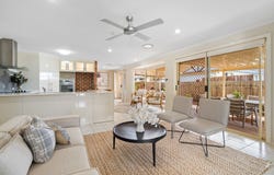 7 Wright Close, Tuncurry, NSW 2428
