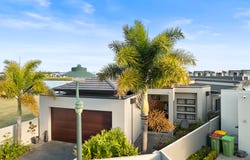12 Kim Court, Helensvale, Qld 4212