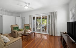 117 Victoria Street, Fairfield, Qld 4103