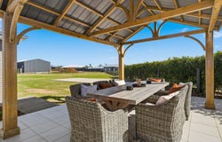 8 Estelle Street, Highfields, Qld 4352