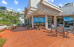 8/32 Tipuana Place, Bardon, Qld 4065