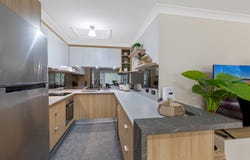 1/9 Jennie Cox Close, Erina, NSW 2250