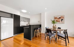 4/19-21 Railway Road, Blackburn, Vic 3130