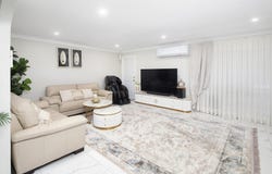 8 Collina Crescent, Forest Lake, Qld 4078