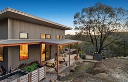 290 Golden Point Road, Golden Point, Vic 3451