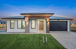 13 Deloraine Street, Armstrong Creek, Vic 3217