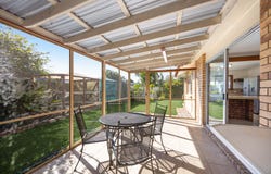 9 Saint Pauls Avenue, Golden Beach, Qld 4551