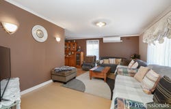 2/8 Reserve Road West, Melton, Vic 3337