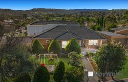 1 Heatherdew Close, Endeavour Hills, Vic 3802