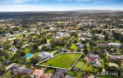16 County Terrace, Templestowe, Vic 3106